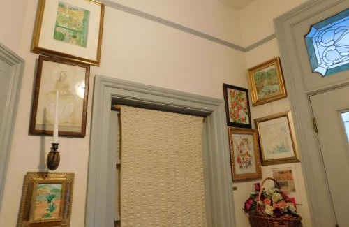 Beach Hill - Beach Flats Hotel | Kid-Friendly Cliff Crest Inn: Guest Rated 8.4/10