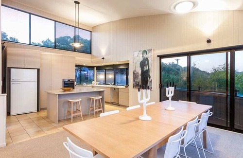 Fairhaven House | Oceanfront Bliss at Cliff Edge ID - FH092 with Top Amenities