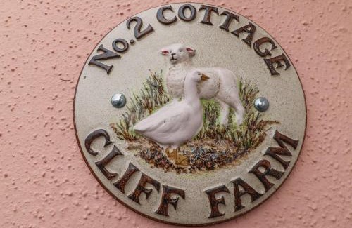 Bridport House | Pet-Friendly Cliff Farm No 2 Cottage with Great Reviews!