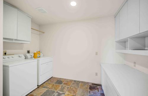 Sedona House | Cliff home with Epic Views in Uptown Sedona