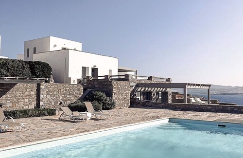 Parikia Villa | Cliff Villa Paros: Panoramic Ocean Views & Shared Pool