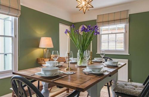 Deal House | Pet-Friendly Cliffeside Cottage: Guest Rated 10/10