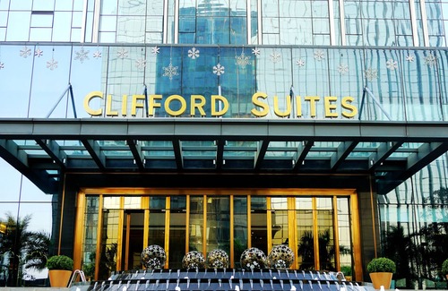 Yuexiu Apartment | Family-Friendly Clifford Suites with Breakfast Included