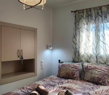 Kalambaka Apartment | Cliffside Heaven