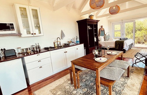 Plettenberg Bay Cabin | Clifftop Cabin with Ocean Views & Private Hikes