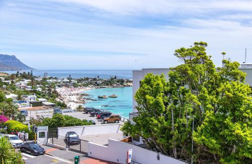 Bantry Bay Apartment | Oceanfront Bliss at Clifton Beachfront Studio - 4 Star Rated