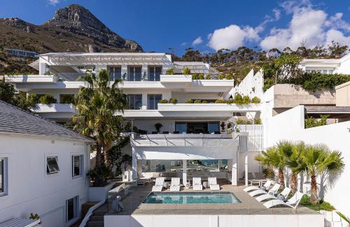 Clifton Apartment | Oceanfront Bliss at Clifton YOLO Spaces - Sea View Apartments