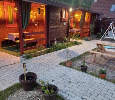 Dubova Cabin | Discover Clisura Dunarii Casutele Danca: 9.5/10 Rated Retreat