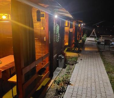 Dubova Cabin | Discover Clisura Dunarii Casutele Danca: 9.5/10 Rated Retreat