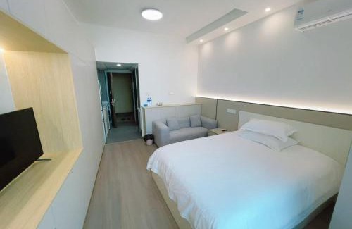 Changning Apartment | Clivia Hotel
