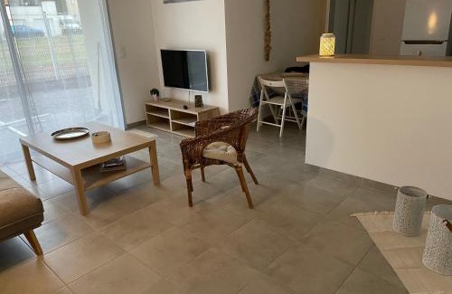 Villeneuve-les-Maguelone Apartment | Family-Friendly Retreat at Clo’mag with 8/10 Guest Rating