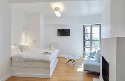 Arachova Hotel | Ocean View Suites with Spa: Guest Rated 10/10 Experience