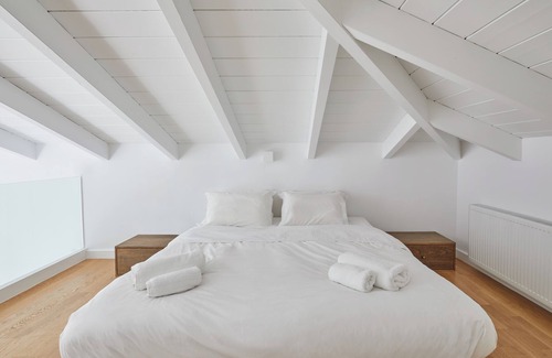 Arachova Hotel | Ocean View Suites with Spa: Guest Rated 10/10 Experience