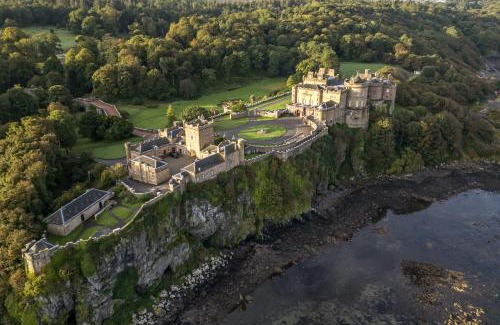 Kirkmichael Apartment | Family-Friendly Retreat at Clocktower - Culzean Castle