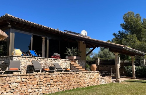 Alcanar House | Discover the Cozy Cloister IT: Pet-Friendly Oasis in Ebro Delta