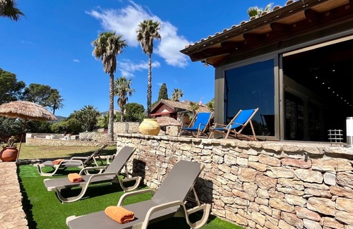 Alcanar House | Discover the Cozy Cloister IT: Pet-Friendly Oasis in Ebro Delta