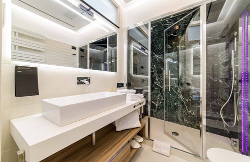 Amalfi Bed & Breakfast | Guest Rated 10/10 at Cloister Suites Amalfi with Breakfast