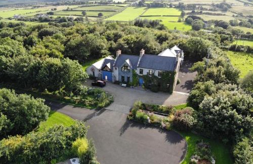 Coleraine House | Experience Clonaslee House: 4-Star Pet-Friendly Retreat
