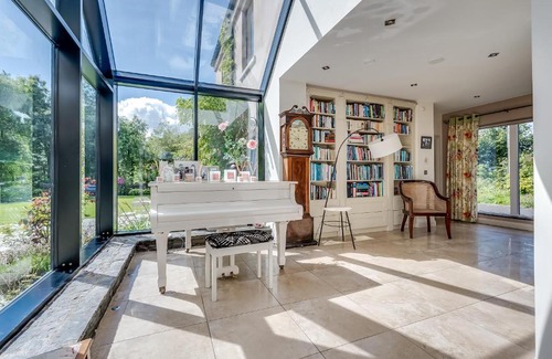 Coleraine House | Experience Clonaslee House: 4-Star Pet-Friendly Retreat