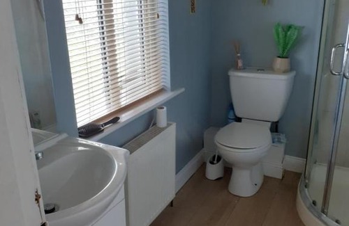 Fermoy House | Discover Clondulane: Guest Rated 9/10 for Your Stay