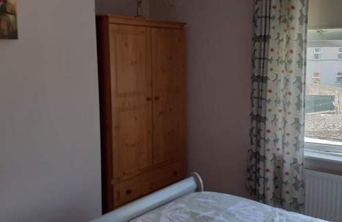 Fermoy House | Discover Clondulane: Guest Rated 9/10 for Your Stay