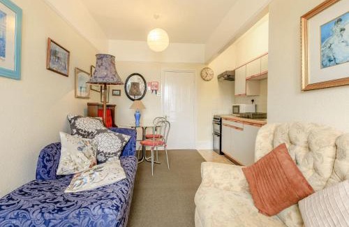 Lynmouth Apartment | Family-Friendly Clooneavin Apartment 5 with Pet Amenities