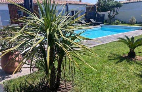 Loix House | Oceanfront Retreat at Clos des Marais – Guest Rated 9.5/10