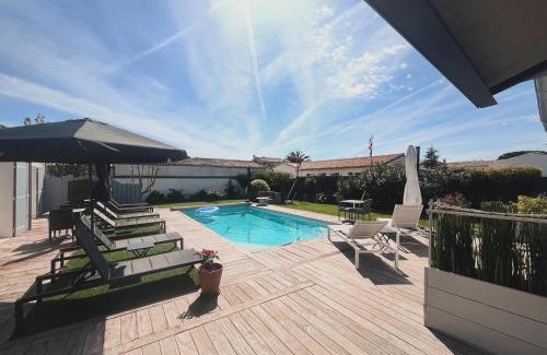 Loix House | Oceanfront Retreat at Clos des Marais – Guest Rated 9.5/10