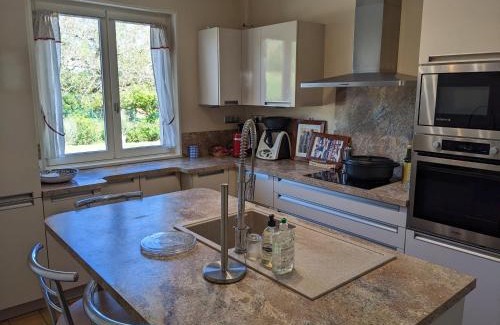 Savigny-sur-Grosne House | Relax at Clos du Château: House with Private Pool & Views