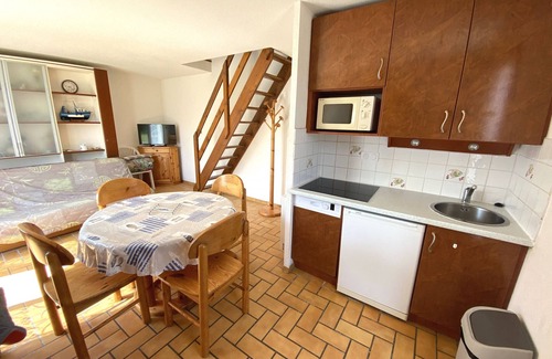 Erdeven House | Discover CLOS DUNES: Pool, Garden & Pet-Friendly Stay