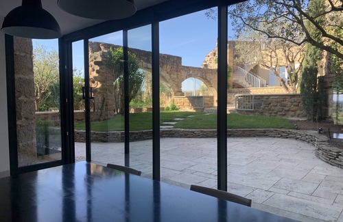 Grillon House | Explore CLOS VIALLE: Historic Village Retreat with Pool
