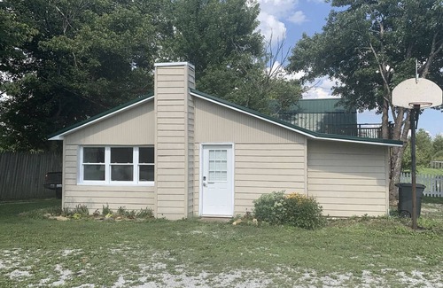 Nancy Apartment | Inviting Lake Access Suite with Family and Pet Perks