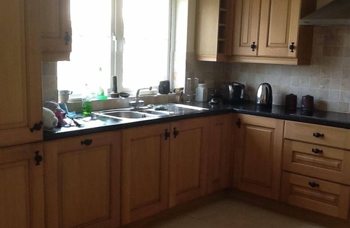 Grange House | Family & Pet Friendly Hotel Near Beach and Local Shops