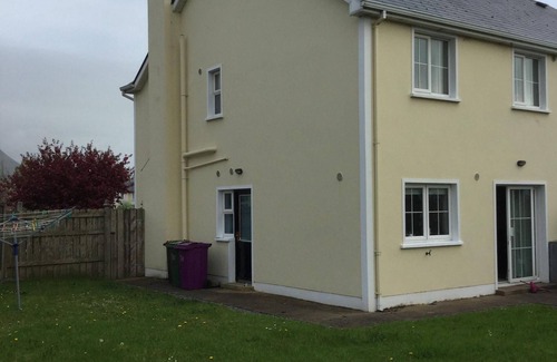 Grange House | Family & Pet Friendly Hotel Near Beach and Local Shops