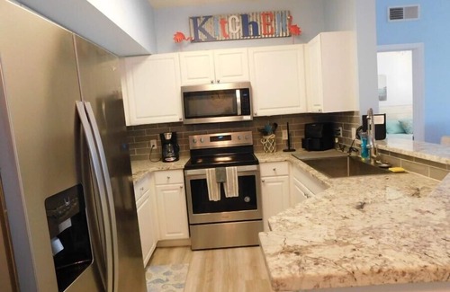 Iona Condo | Close to Beach, Pool, Hot tub, Fitness Room at the Gardens of Beachwalk