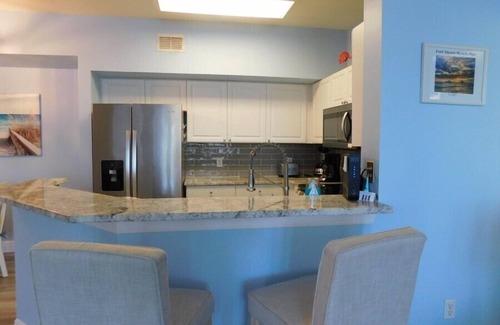 Iona Condo | Close to Beach, Pool, Hot tub, Fitness Room at the Gardens of Beachwalk