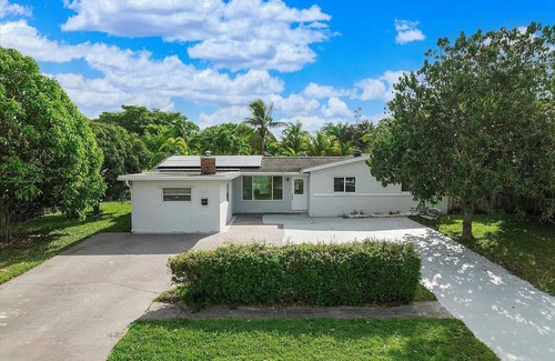 Pembroke Pines House | Exceptional Sweet Mango Home Near Miami & Ft. Lauderdale