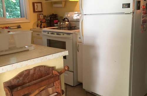 Lake Erie Beach House | Pet-Friendly Hotel Near Buffalo with Ocean Views