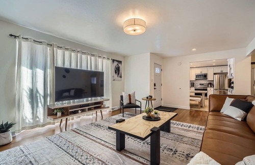 Scenic Heights House | Ideal Family Retreat Near Denver with Pool and Spa Amenities