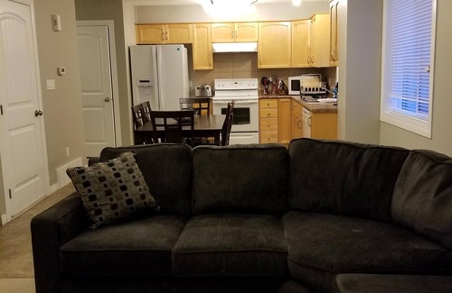 North Central Edmonton House | Ideal Family Retreat: 5 Bedrooms and Downtown Access