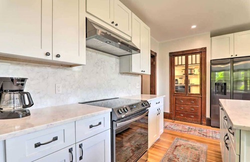 Salem Condo | Close to Downtown and Family-Friendly!