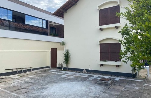 Jardim Excelsior Apartment | Convenient Hotel: Family-Friendly with Kitchen Access