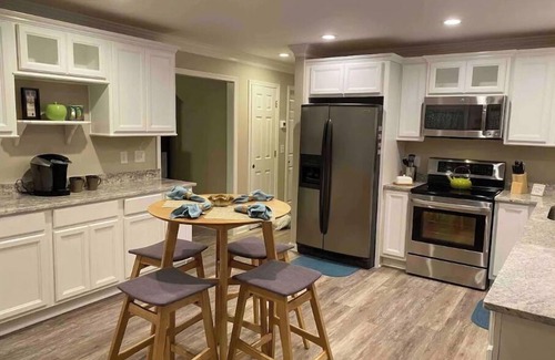 Black River House | Premier Stay Near Highgrove Estate & Campbell University