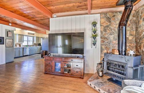 Prescott House | Cozy Prescott Home with Deck, Grill & Family Amenities