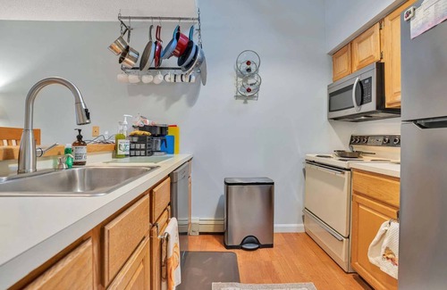 West Hartford Condo | Pet-Friendly 1bd Townhome with Quechee Club Access