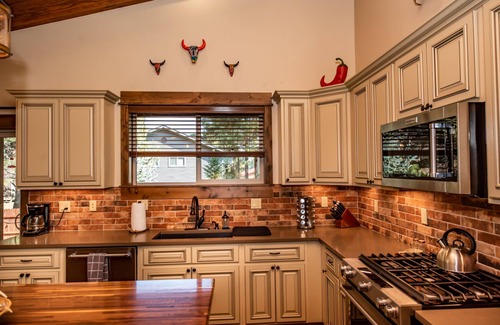 Pagosa Springs Cabin | Relaxing Retreat Near Lake Pagosa with Pool & Pet-Friendly