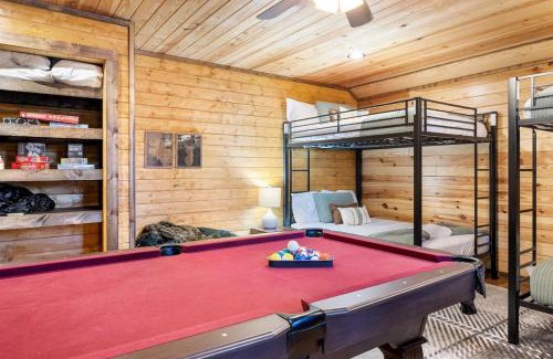 Broken Bow House | Enjoy a Spacious Retreat with Hot Tub and Game Loft