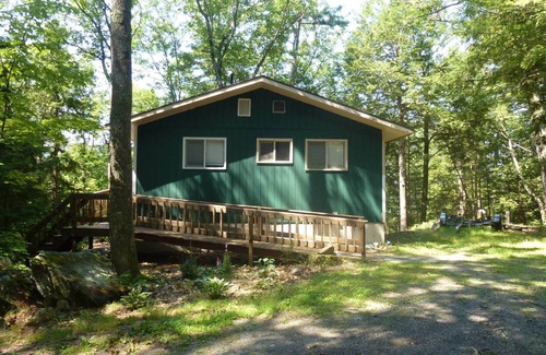 Mount Sunapee House | Adventure Awaits Near Mt Sunapee: Ski, Hike & Enjoy Lake Access
