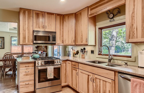 Fort Collins House | Ideal Getaway Near Old Town & Pet-Friendly Accommodations