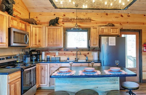 Whittier Cabin | Relax at SunnySide: Hot Tub, Dog-Friendly & Scenic Views